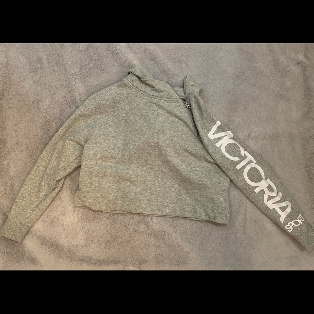Crop Victoria’s Secret sport sweater